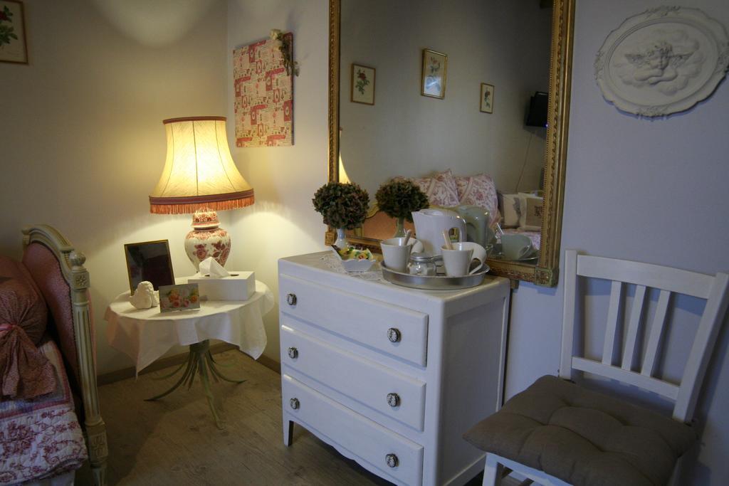 Chambre D'Hotes Du Domaine De La Haute Poignandiere Saint-Germain-de-la-Coudre Номер фото
